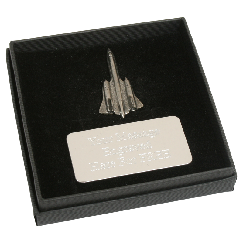 Blackbird Plane Pin Badge: SR-71 Iconic Aircraft