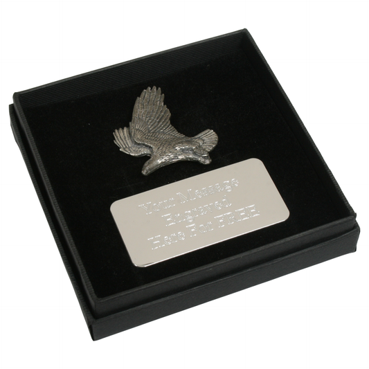 Eagle Flying Cufflinks Pin Badge and Tie Slide Option
